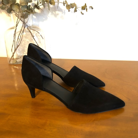 Vince Shoes - Vince Aurelian Suede d’Orsay Pump Size 7